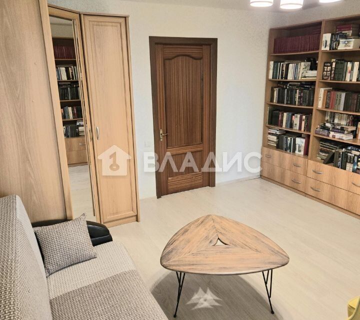 Продаётся 2-комнатная квартира, 67.2 м²