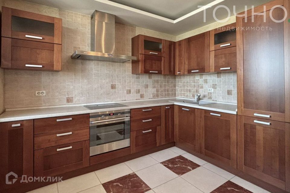 Продаётся 3-комнатная квартира, 93 м²