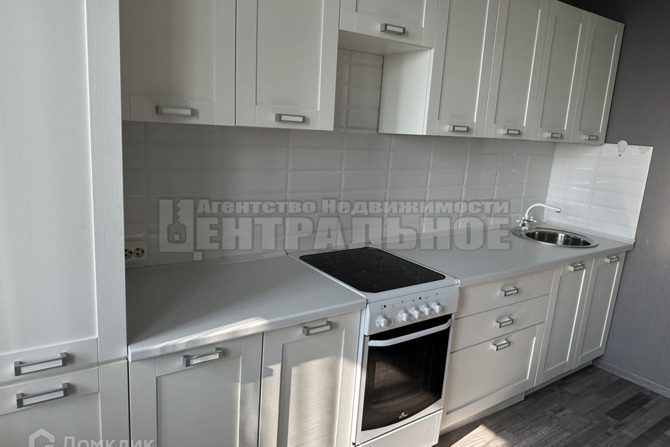 Продаётся 1-комнатная квартира, 38 м²