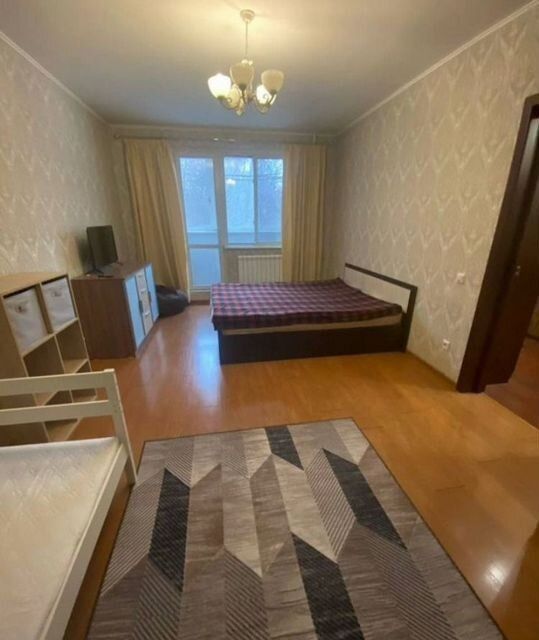 Продаётся 1-комнатная квартира, 38 м²