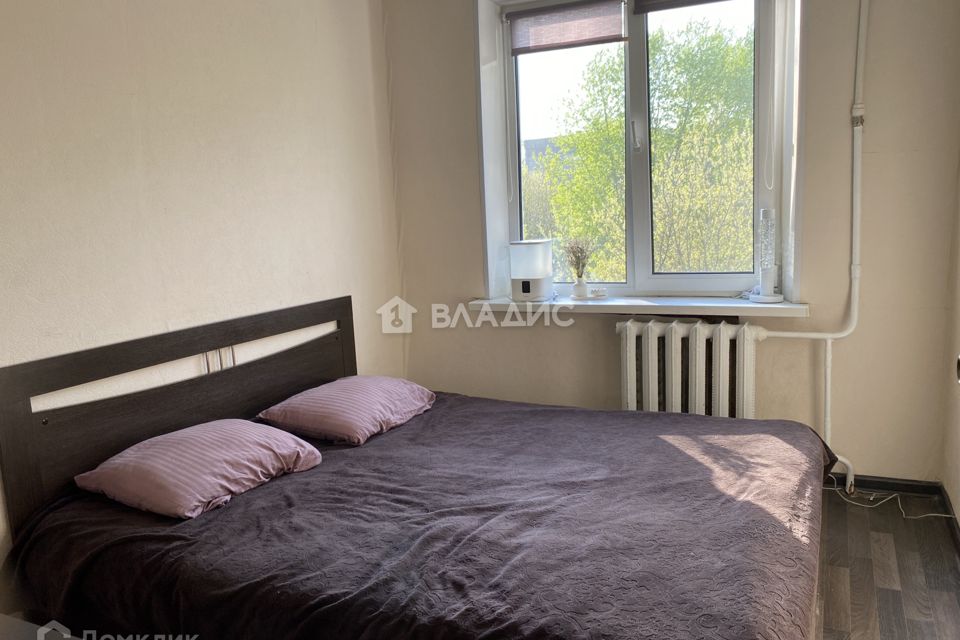 Продаётся 3-комнатная квартира, 49.8 м²