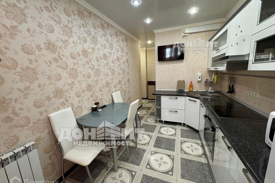 Продаётся 2-комнатная квартира, 56 м²