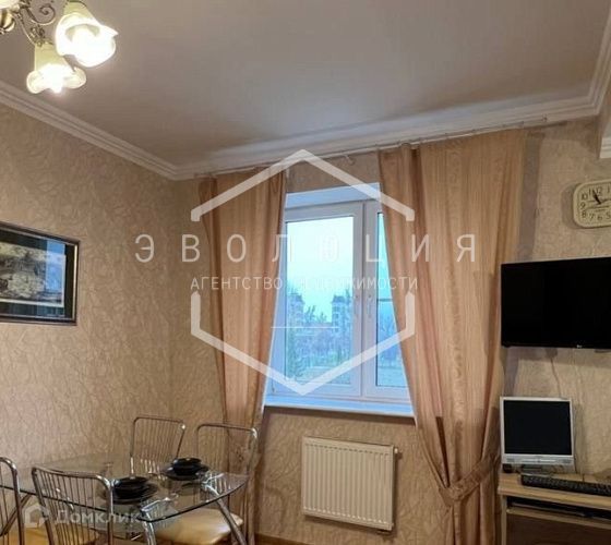 Продаётся 1-комнатная квартира, 41.6 м²