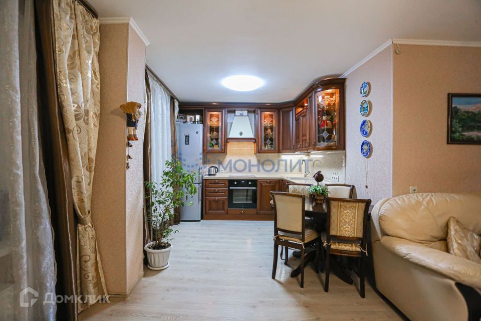 Продаётся 2-комнатная квартира, 61 м²