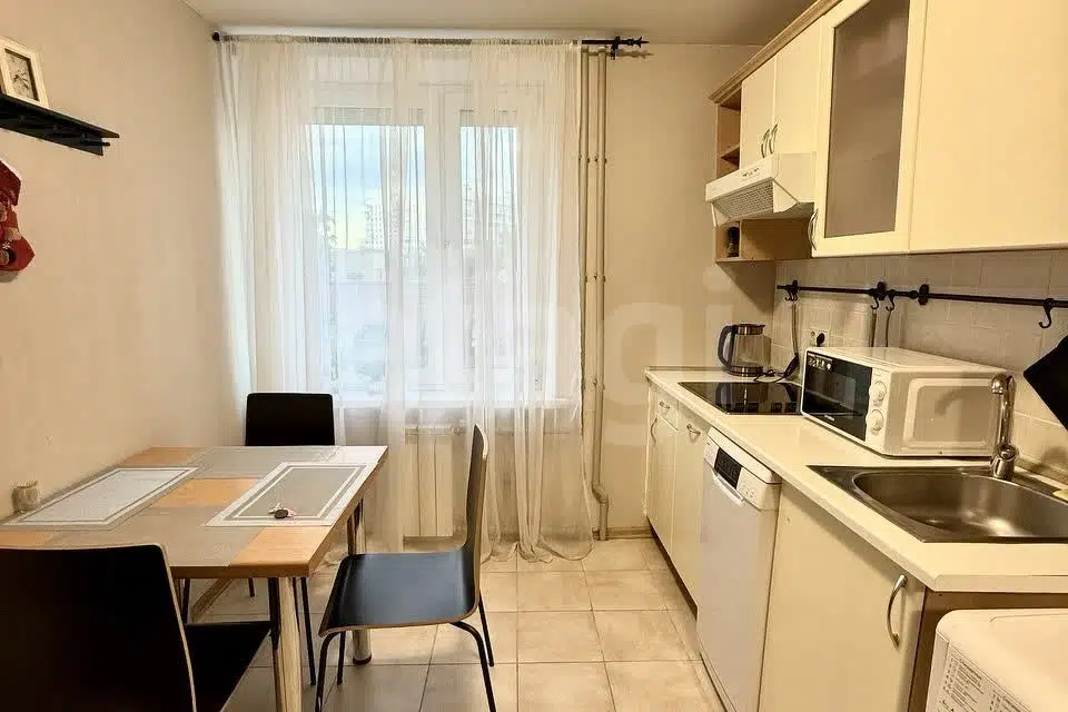 Продаётся 3-комнатная квартира, 64.9 м²