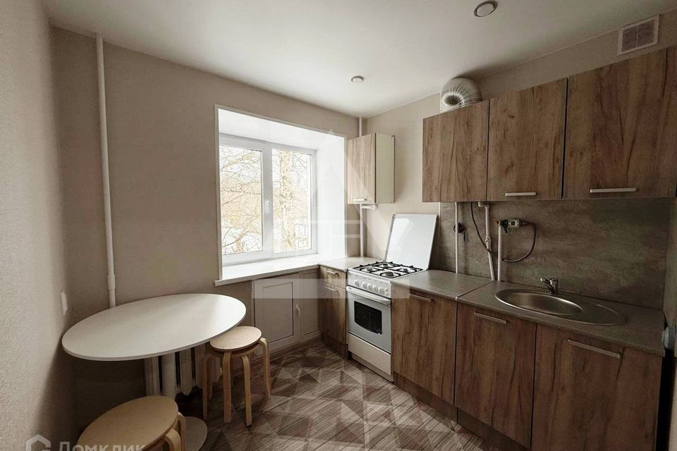 Продаётся 3-комнатная квартира, 53.7 м²
