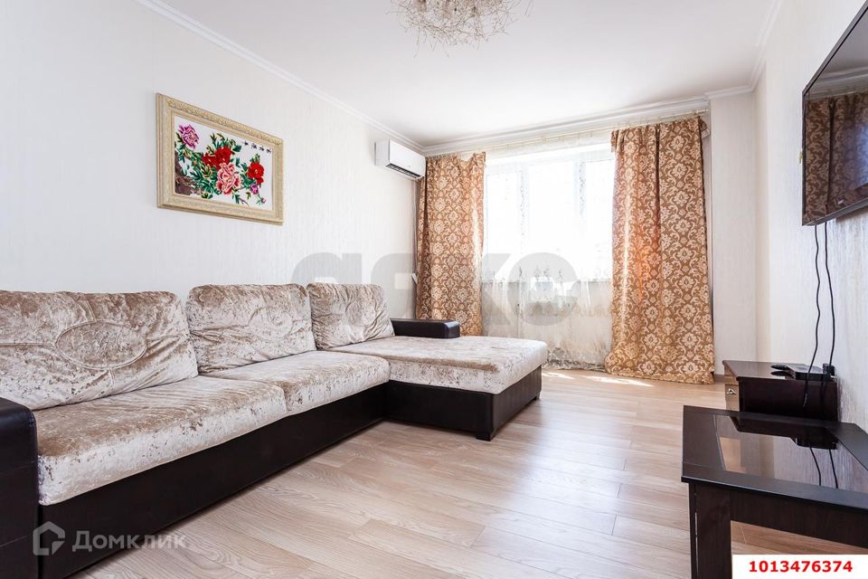 Продаётся 1-комнатная квартира, 51.8 м²