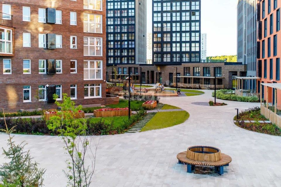 Продаётся 2-комнатная квартира, 60.6 м²