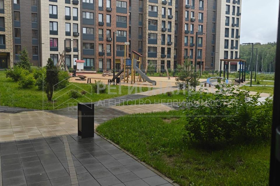 Продаётся 1-комнатная квартира, 43.8 м²