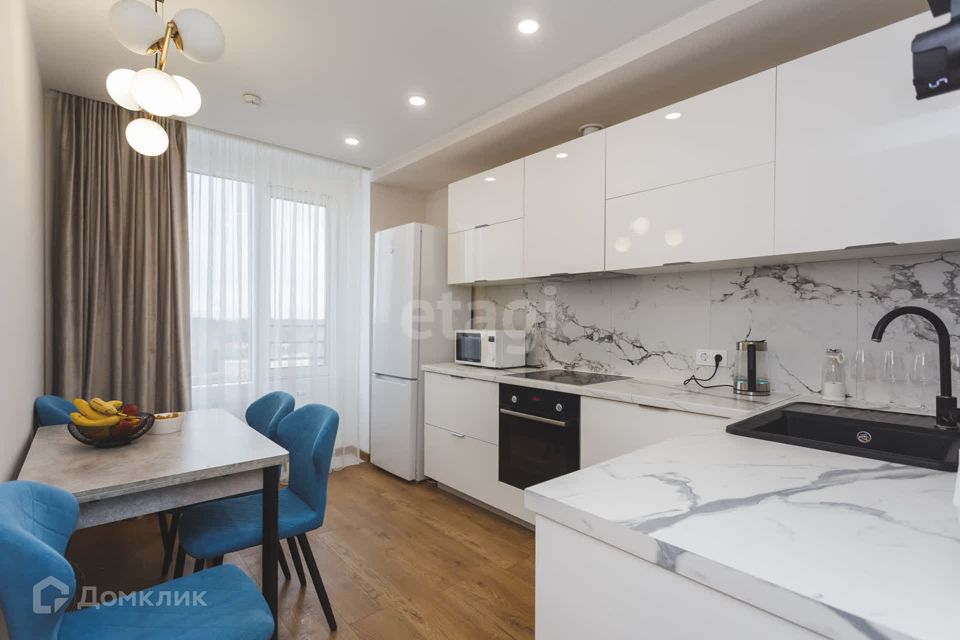 Продаётся 1-комнатная квартира, 35.9 м²