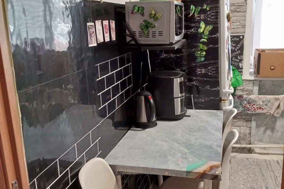 Продаётся 2-комнатная квартира, 42.4 м²