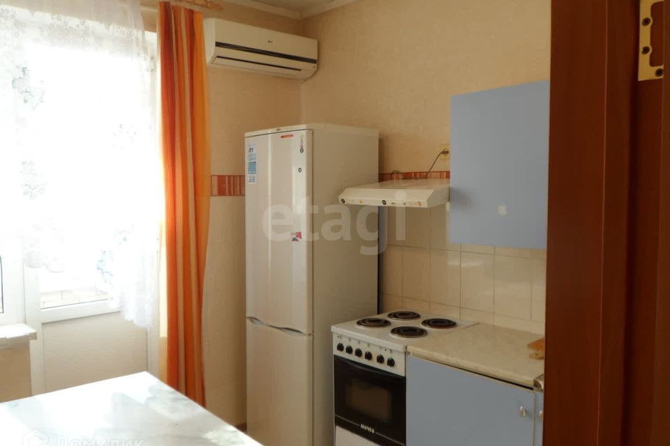 Сдаётся 1-комнатная квартира, 40 м²