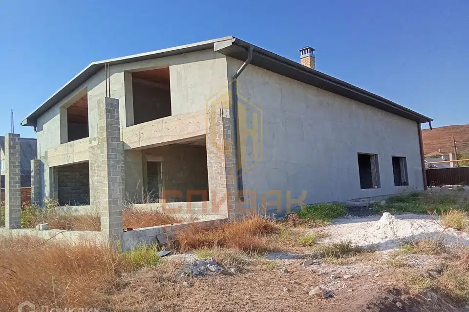 Продаётся 2-этажный дом, 500 м²