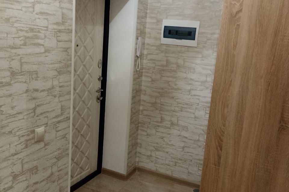 Сдаётся 2-комнатная квартира, 75 м²