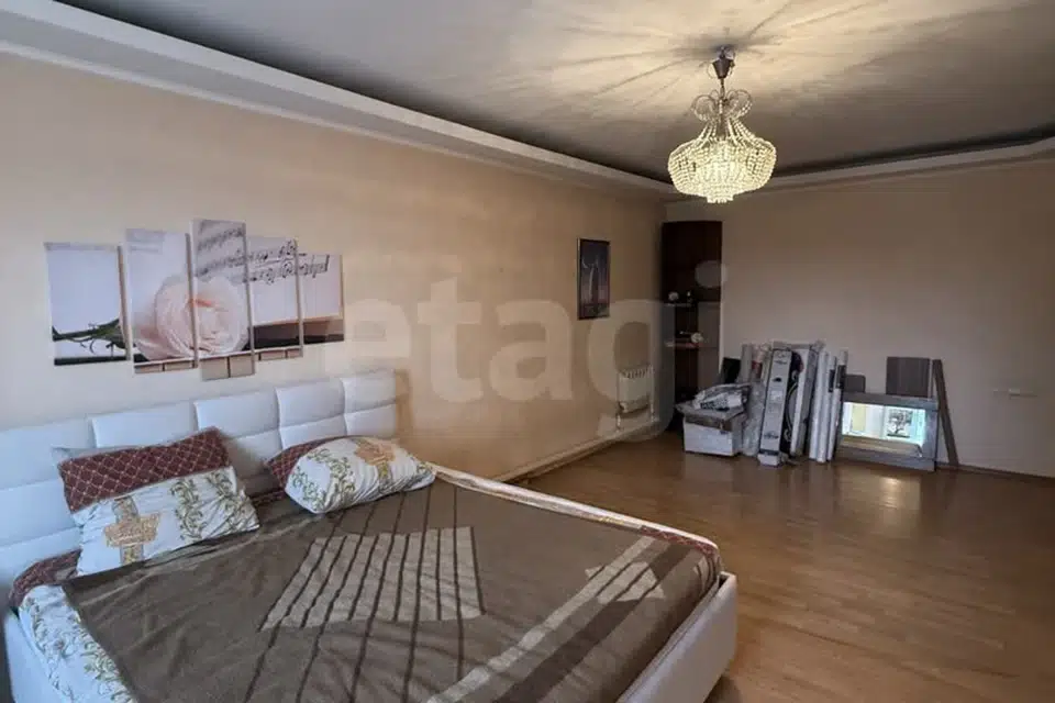 Продаётся 2-этажный дом, 273.8 м²