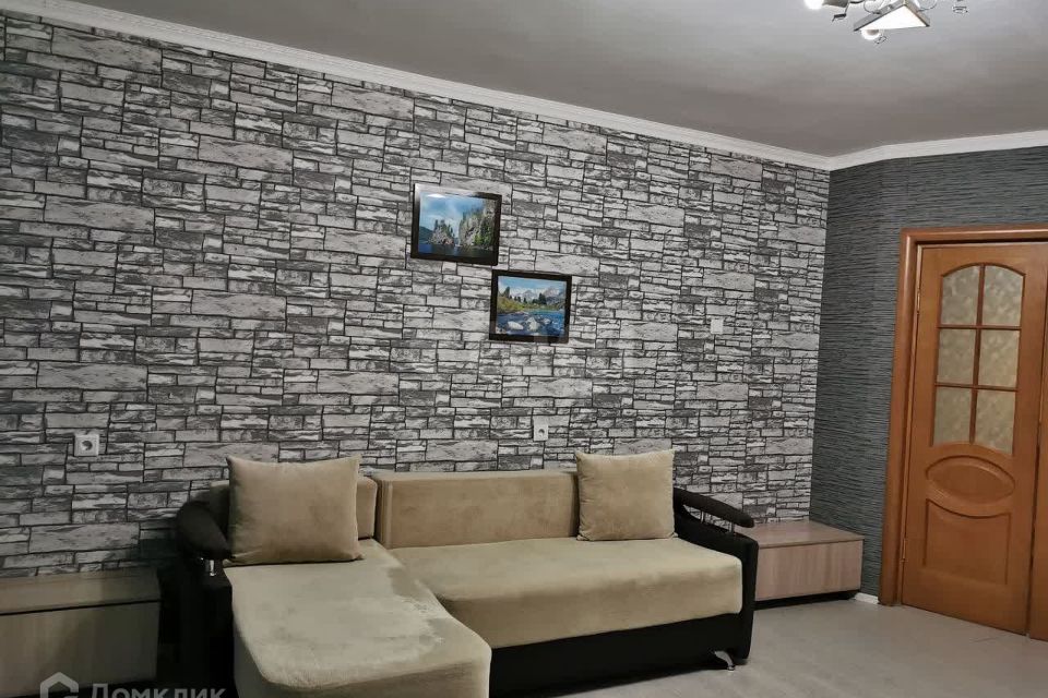 Сдаётся 1-комнатная квартира, 52.4 м²