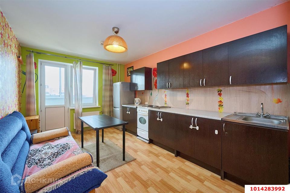 Продаётся 2-комнатная квартира, 64 м²