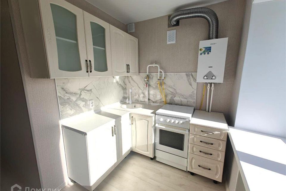 Продаётся 3-комнатная квартира, 56.8 м²