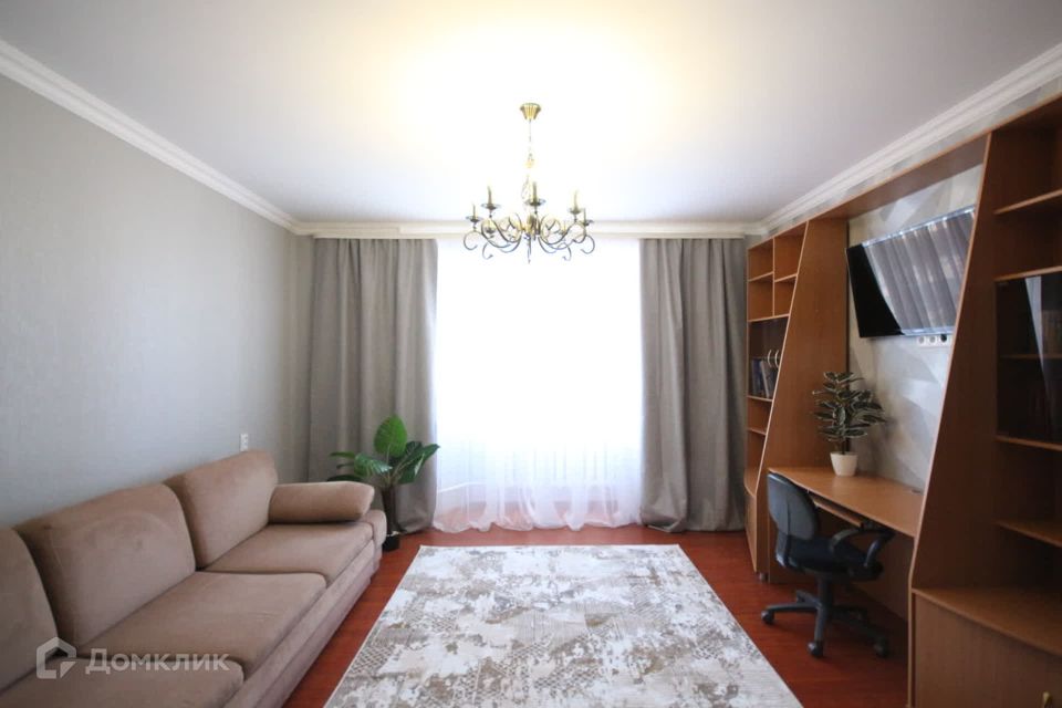Сдаётся 2-комнатная квартира, 56.7 м²