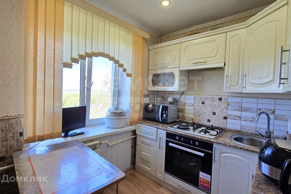 Продаётся 3-комнатная квартира, 58 м²