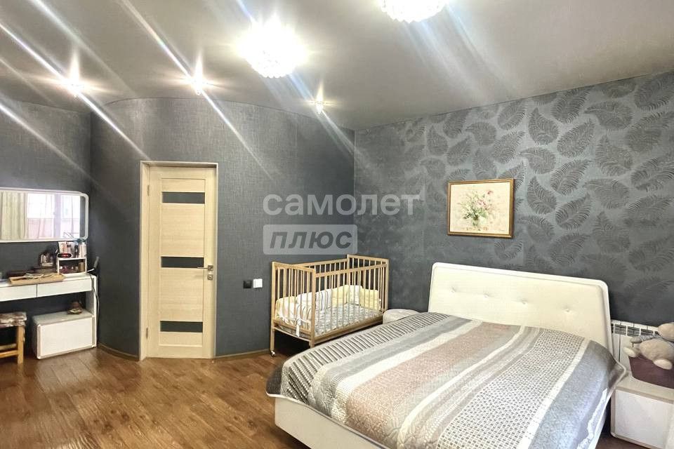 Продаётся 3-комнатная квартира, 100.1 м²