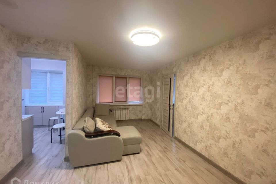 Продаётся 2-комнатная квартира, 42.1 м²