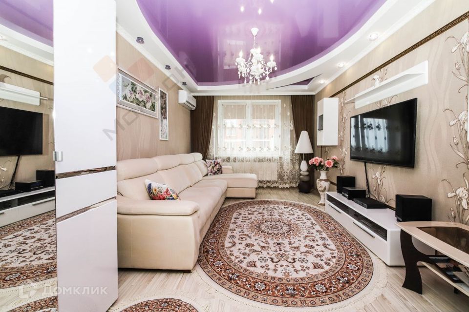 Продаётся 2-комнатная квартира, 60.8 м²
