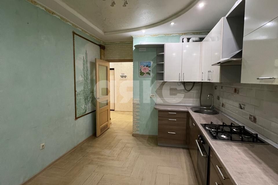 Продаётся 1-комнатная квартира, 46.6 м²