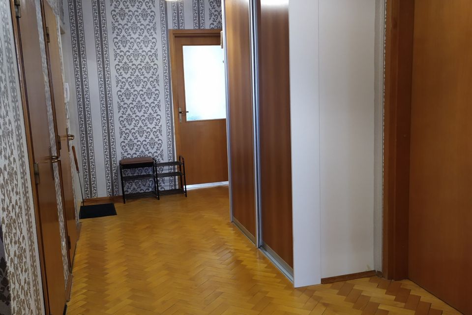 Продаётся 4-комнатная квартира, 87.2 м²