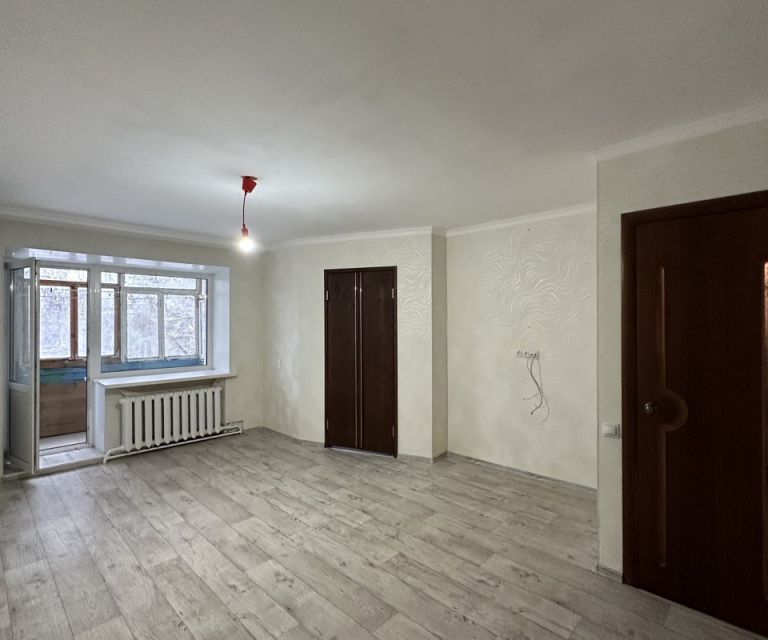 Продаётся 3-комнатная квартира, 54.6 м²