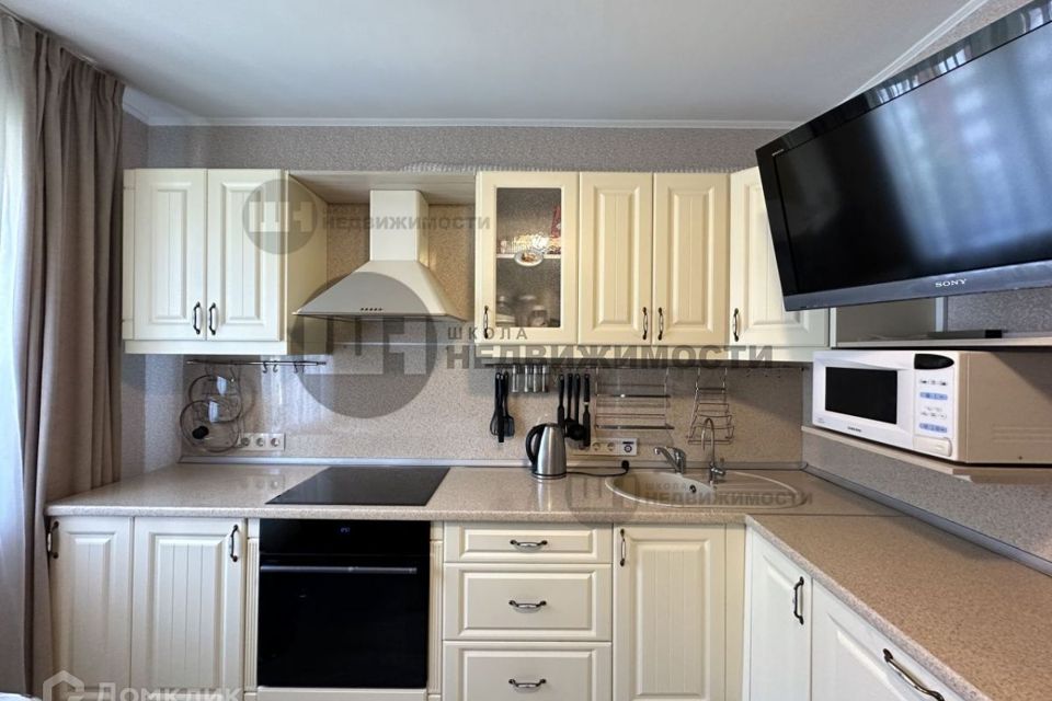 Продаётся 2-комнатная квартира, 63.2 м²