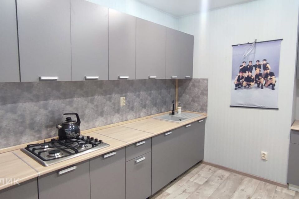 Продаётся 1-комнатная квартира, 43.2 м²