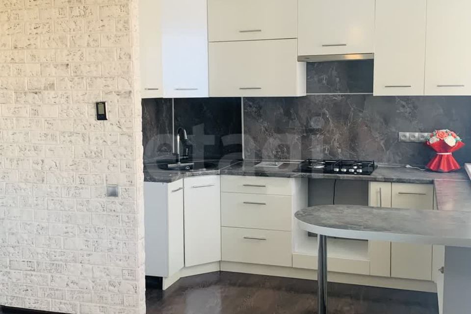 Продаётся 2-комнатная квартира, 40.5 м²