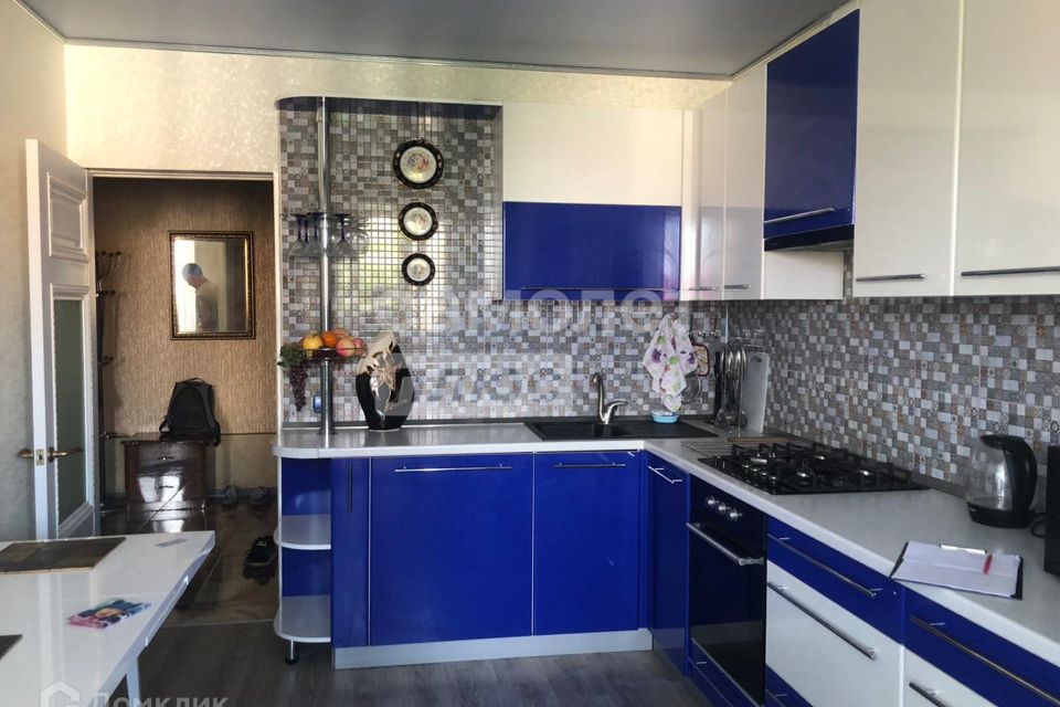 Продаётся 1-комнатная квартира, 47.8 м²