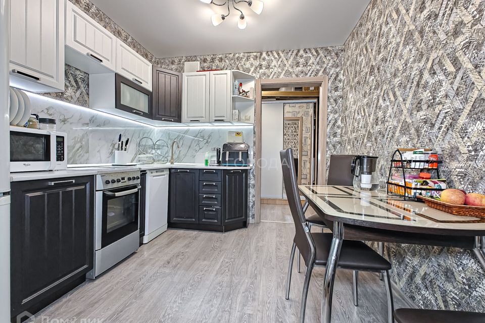 Продаётся 2-комнатная квартира, 58.8 м²