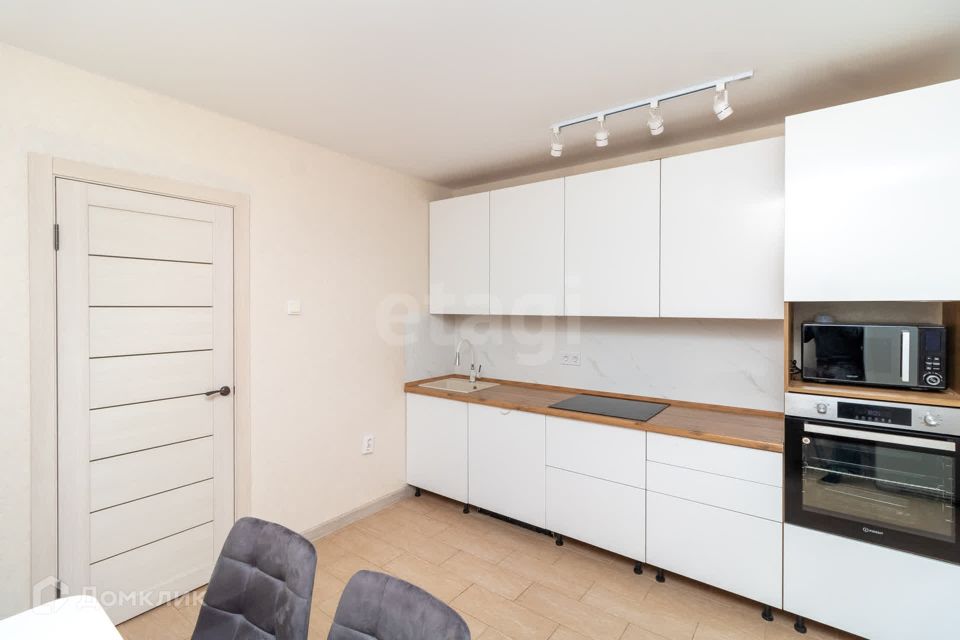 Продаётся 2-комнатная квартира, 65.5 м²