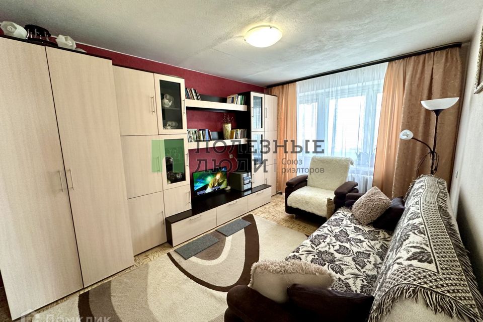 Продаётся 3-комнатная квартира, 50.3 м²