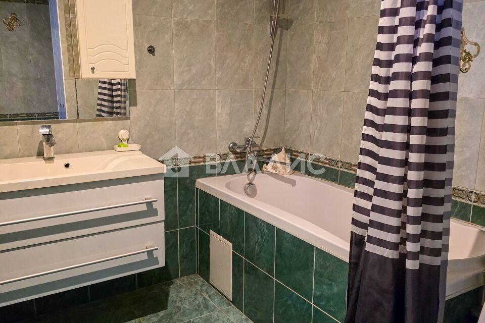 Продаётся 2-комнатная квартира, 89.3 м²