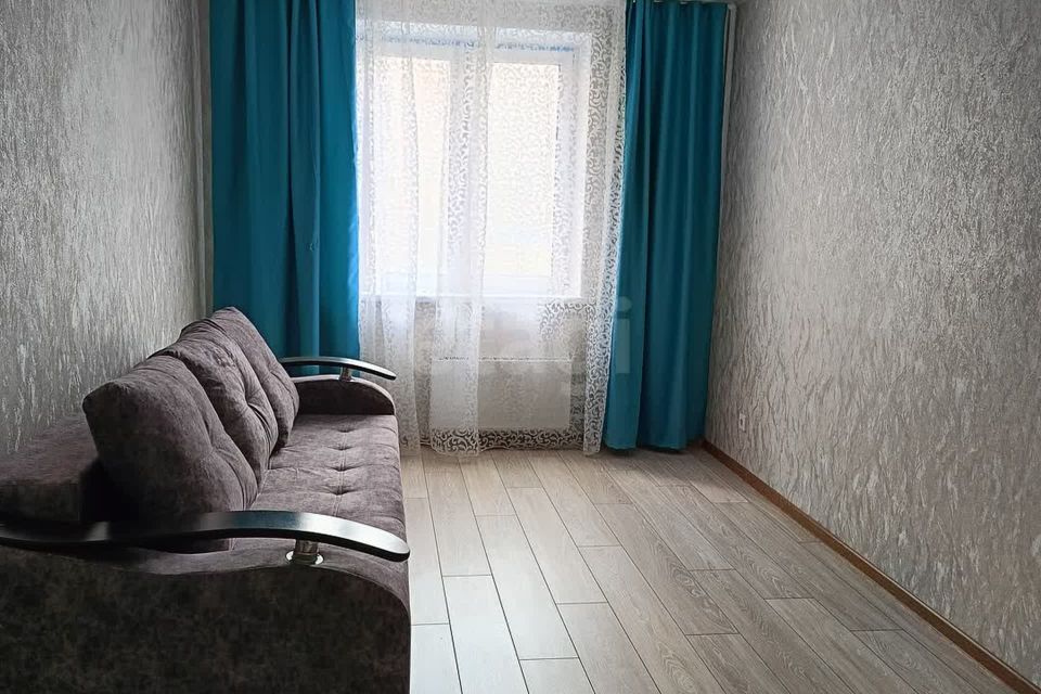 Сдаётся 1-комнатная квартира, 42 м²