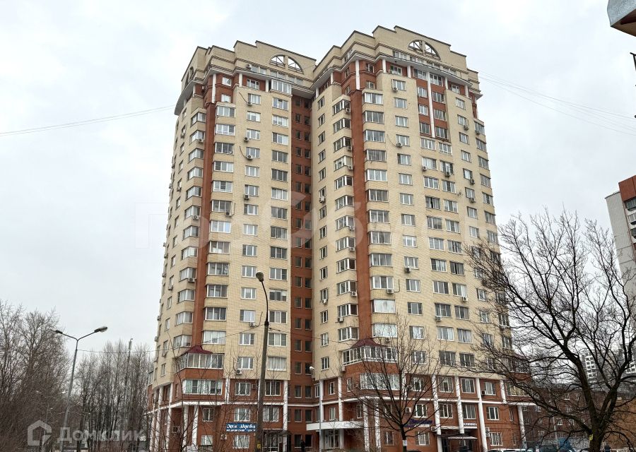 Продаётся 2-комнатная квартира, 69 м²
