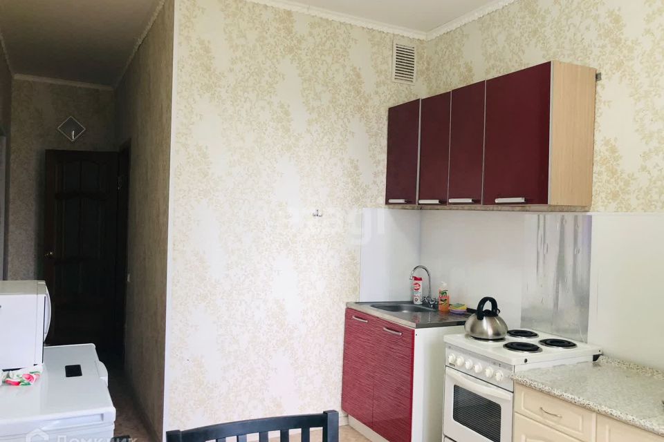 Продаётся 1-комнатная квартира, 43.8 м²
