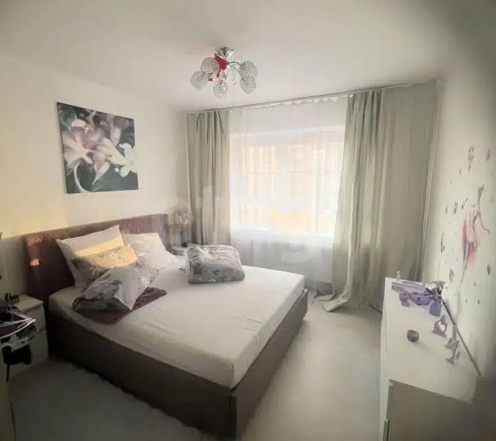 Продаётся 3-комнатная квартира, 77.2 м²