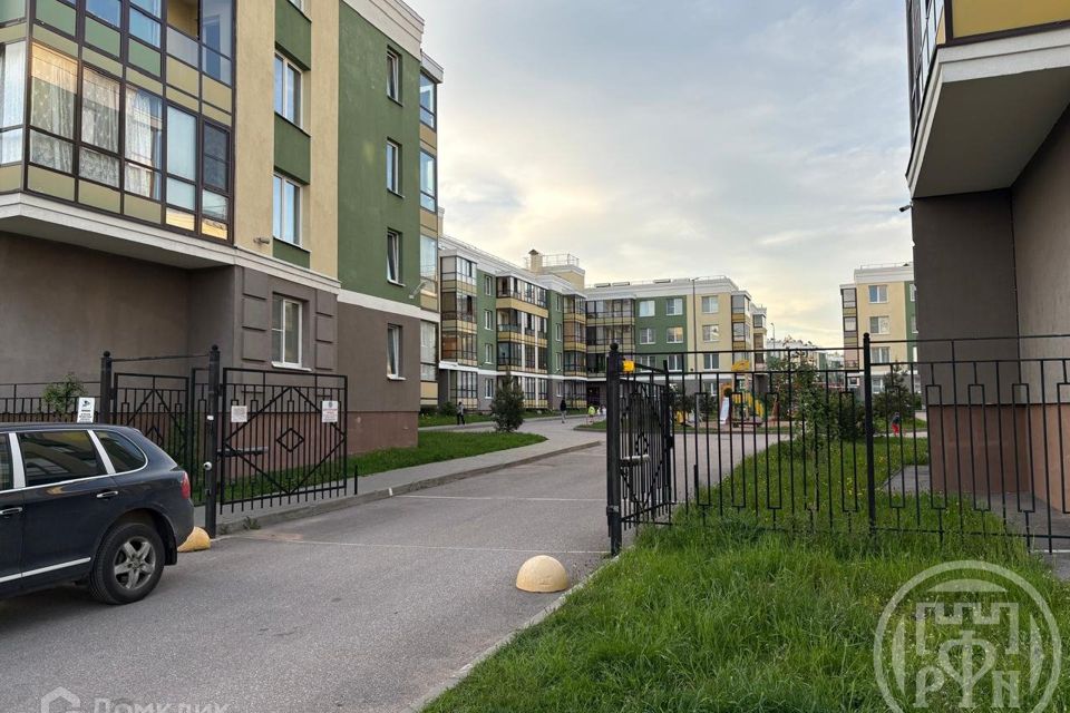 Продаётся 1-комнатная квартира, 35.8 м²