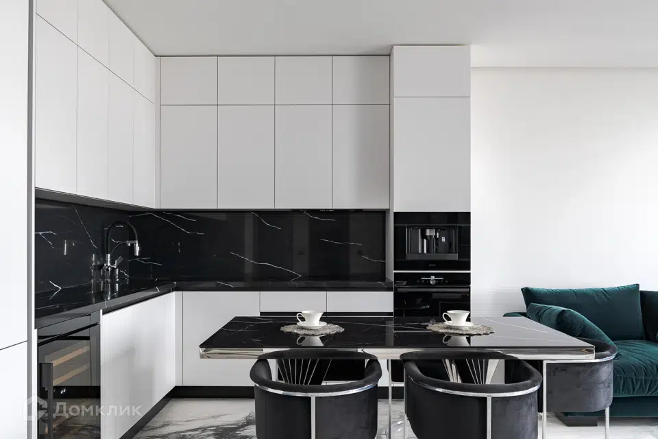 Продаётся 2-комнатная квартира, 68.8 м²