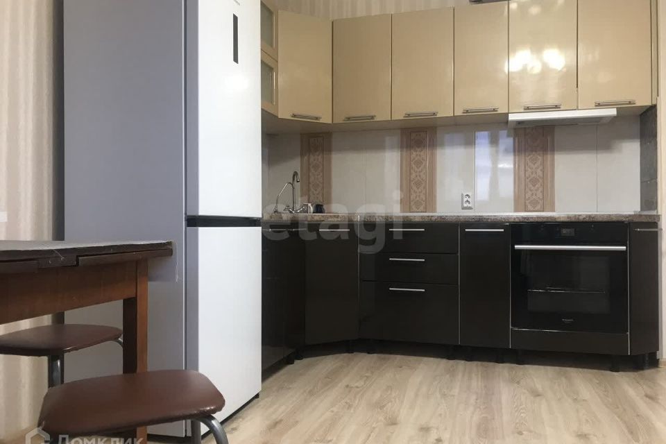 Продаётся 1-комнатная квартира, 40.5 м²