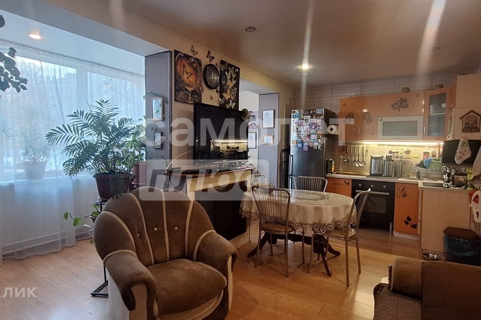 Продаётся 1-комнатная квартира, 41.9 м²