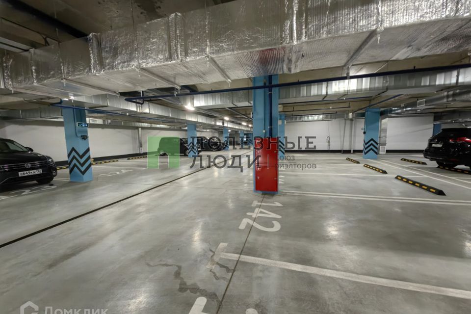 Продаётся машиноместо, 13.3 м²