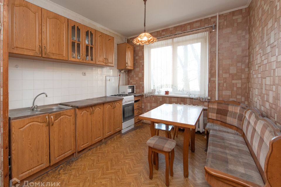 Продаётся 4-комнатная квартира, 76.5 м²