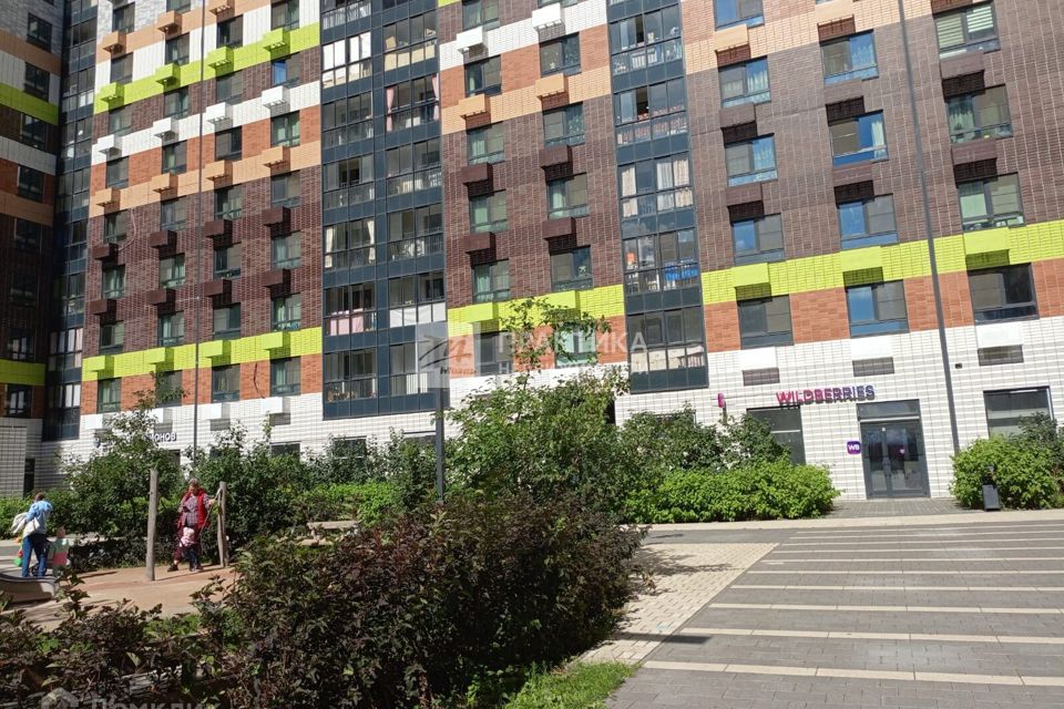 Продаётся 2-комнатная квартира, 70.6 м²