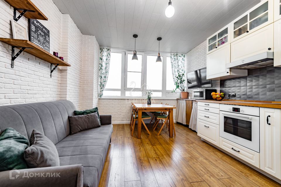 Продаётся 3-комнатная квартира, 77.9 м²